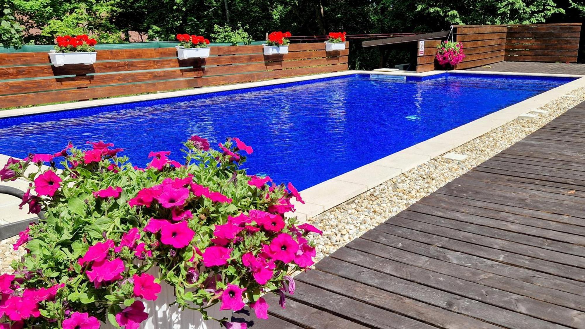 Apart-Club Zora Бардейовське-Купеле Екстер'єр фото