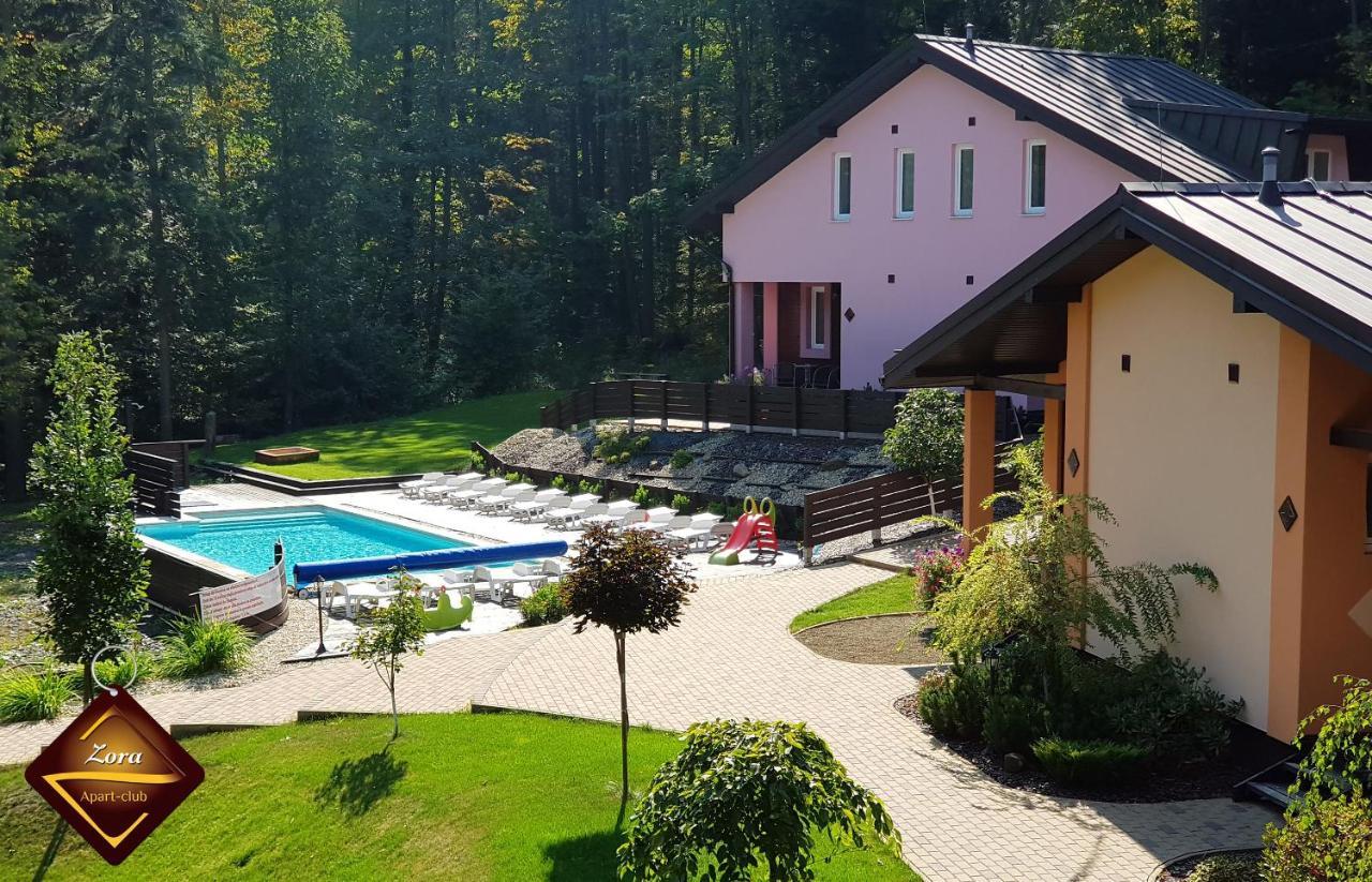 Apart-Club Zora Бардейовське-Купеле Екстер'єр фото